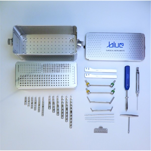 Kit Plates and Screws  2.7/3.5mm